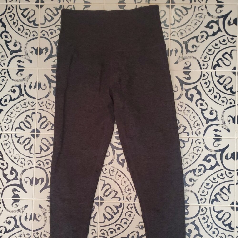 Beyond Yoga Spacedye Vitalize Soft Full Length Ankle Legging Gray Black Small